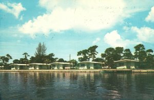 Vintage Postcard 1963 Austin's Idle Cottages Beautiful Dona Bay Nokomis Florida