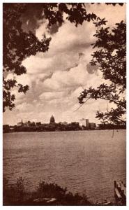 Wisconsin  Milwaukee , Skyline from Lake Monona