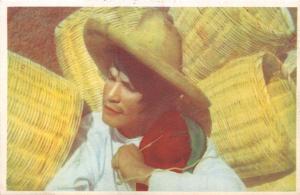 MICHOACAN MEXICO~VENDEDOR de CASA~YOUNG BASKT MAKER~LUIS MARQUEZ PHOTO POSTCARD