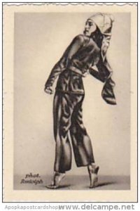 GARBATI CIGARETTE CARD FAMOUS DANCERS NO 129 VERA SKORONEL