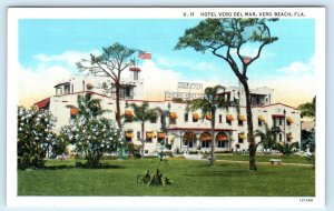 VERO BEACH, Florida FL ~ Roadside HOTEL VERO DEL MAR c1930s  Postcard