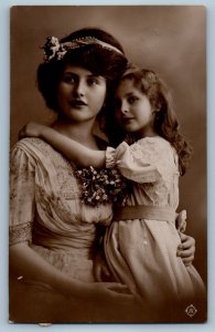 c1910's Mother And Daughter Studio Portrait RPPC Photo Posted Antique Postcard