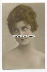 gla0030 - Young Lady, Portrait of Innocence - postcard