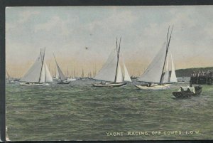 Isle of Wight Postcard - Yacht Racing, Off Cowes   RS12489