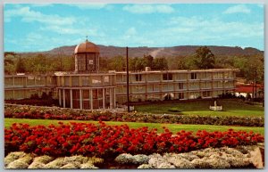 Mt. Pocono Pennsylvania 1960s Postcard Grand View Towers at Mount Airy Lodge