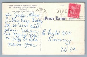 MAMMY'S CUPBOARD NATCHEZ MS 1954 VINTAGE POSTCARD GAS STATION