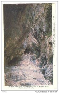 SINGLE-LINE HEAVEN, Sightseers at bottom of gorge looking up, 40-60s