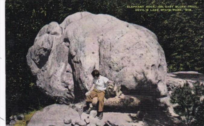 Wisconsin Devils Lake State Park Elephant Rock On East Bluff Trail