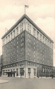 Vintage Postcard 1930's The Stacey Trent Hotel A Knott Hotel Trenton New Jersey