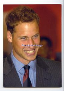 er0306 - Prince William as a Teenage, Smiling & Chatting at Function - postcard