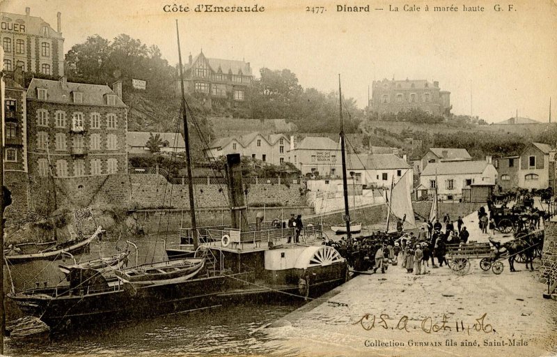 France - Dinard, Emerald Coast. The Hold at High Tide (Boats)