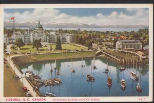 Canada Postcard - The Parliament Buildings, Victoria, British Columbia  A8622
