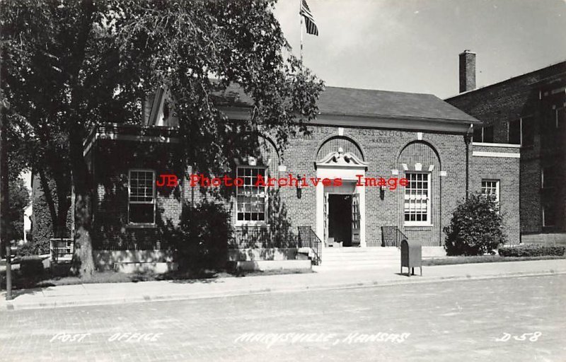 KS, Marysville, Kansas, RPPC, Post Office Building, Exterior Scene, Cook No D-58