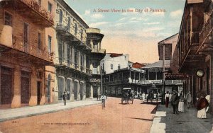 STREET VIEW IN THE CITY OF PANAMA POSTCARD (c. 1918)