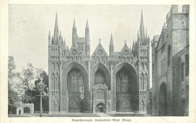 Postcard UK England Peterborough cathedral, Northamptonshire