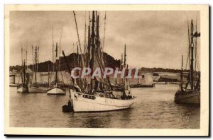 Concarneau Old Postcard The tuna vessels in port