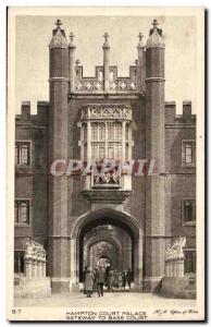 Great Britain Hampton Court Palace Old Postcard Gateway to short base