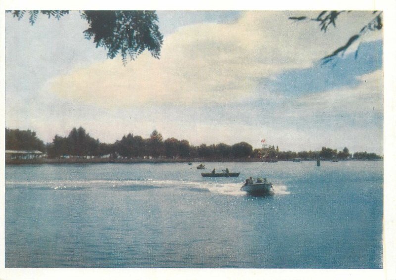 Postcard Tadjikistan Tajik SSR Stalinabad Komsomolskoye lake boats type & scene