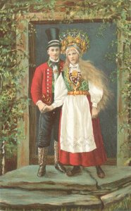 Norwegian folk types groom & bride national costumes vintage postcard, Norway