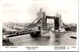 UK London Tower Bridge Vintage RPPC 09.95