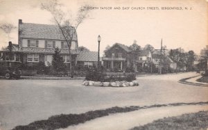 Bergenfield New Jersey North Taylor & East Church Streets, Vintage PC U11247