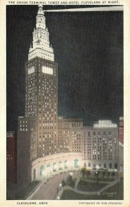 LP61  Cleveland Ohio Postcard   Terminal Tower 