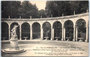 M-96314 Les Colonnades Grandes Eaux Parc de Versailles France