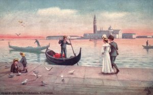 Vintage Postcard 1910's Gondola Signor Conveyance Goods Passengers Boats Venice