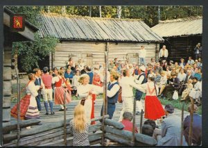 Finland Postcard - Folkdancers at Anttis House in Seurasaari       T4117
