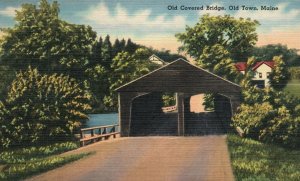 Vintage Postcard 1930's Old Covered Bridge Old Town ME Penobscot Trading Post