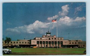 WASHINGTON, DC  District of Columbia ~ NATIONAL AIRPORT  c1950s  Cars  Postcard