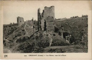 CPA Crozant Les Ruines, vues de la Route FRANCE (1050244)