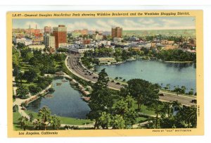 CA - Los Angeles. Wilshire Boulevard Street Scene & MacArthur Park ca 1942