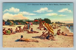 Clearwater FL-Florida, Clearwater Beach, People Gathered, Linen Postcard