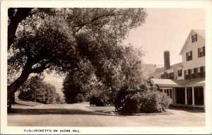 RPPC Peckett's On Sugar Hill, Sugar Hill NH Vintage Postcard V69