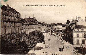 CPA Lons le Saunier Place de la Liberte (1265273)