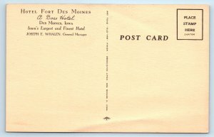 DES MOINES, IA Iowa ~ HOTEL FORT Des MOINES c1950s Cars Roadside Postcard