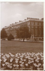 Middlesex Postcard - Hampton Court Palace - Ref 19266A