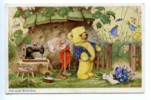 494271 FB BAUMGARTEN Teddy Bear GNOME tailor sewing machine Vintage postcard