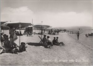 Italy Postcard - Oristano, Sardinia - La Spiaggia Della Gran Torre   RR18367