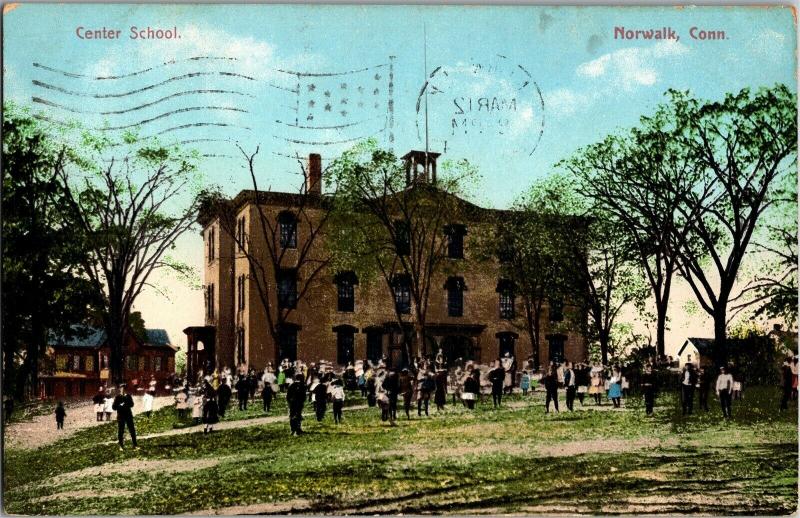 Center School, Children on Lawn Norwalk CT c1910 Vintage Postcard P23