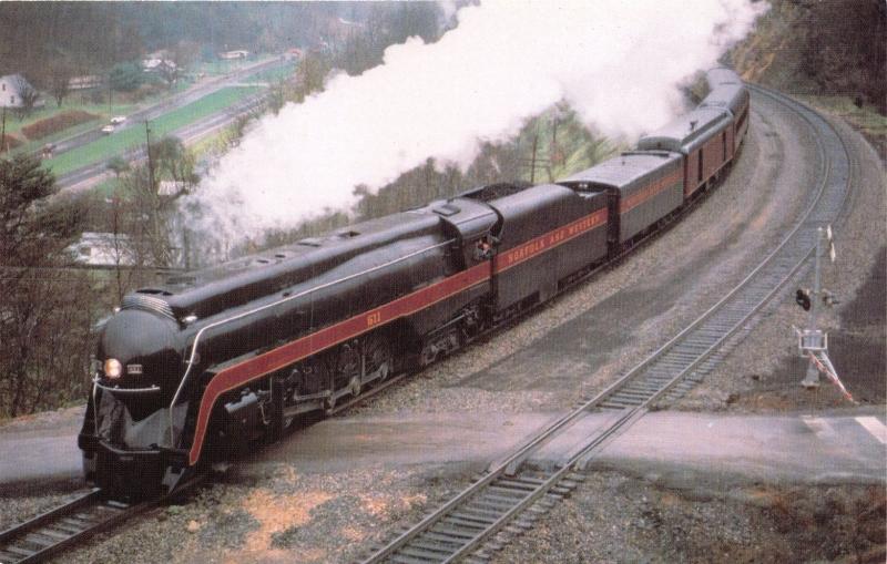 CHRISTIANSBURG VA NORFOLK & WESTERN LOCOMOTIVE NUMBER 611 RAILROAD  POSTCARD