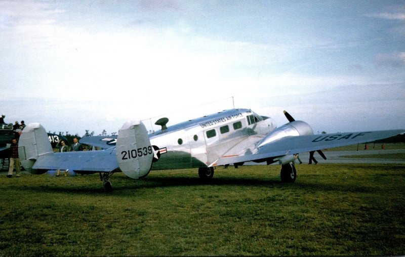 U S Army Air Force Twin Beech AT-11