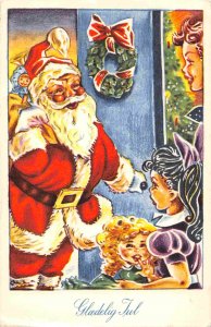 Santa Claus Girls Mother Gladelig Jul Merry Christmas Denmark 1955 postcard