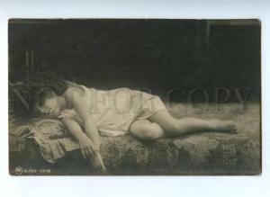 3161736 Curly Girl in Nighty sleeping on bed Vintage PHOTO PC