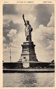 Statue of Liberty New York City, USA Postal Used Unknown 