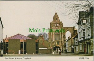 Lincolnshire Postcard - East Street & Abbey, Crowland   RS28717