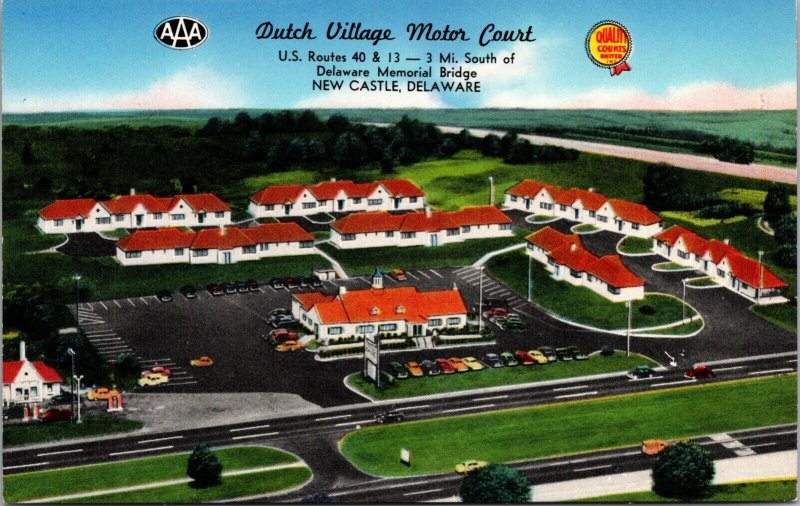 Postcard Dutch Village Motor Court in New Castle, Delaware
