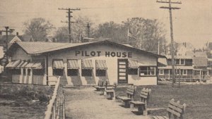 East Gloucester , Mass. , 1948 ; The Pilot House Restaurant