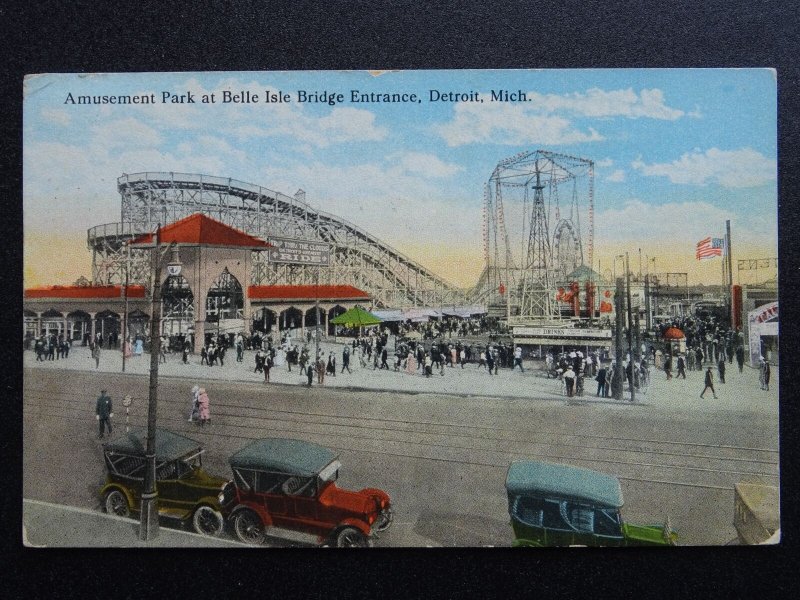 USA Michigan DETROIT Amusement Park at Belle Isle Bridge Entrance c1923 Postcard